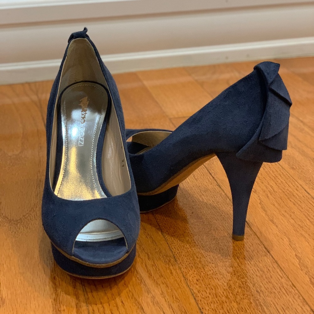 Alberto Gozzi Pumps - Picture 2 of 7